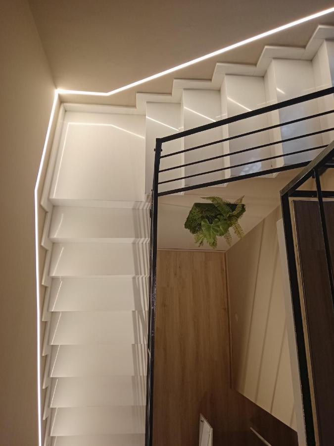 Narciso Boutique Apartment Ачиреале Екстер'єр фото