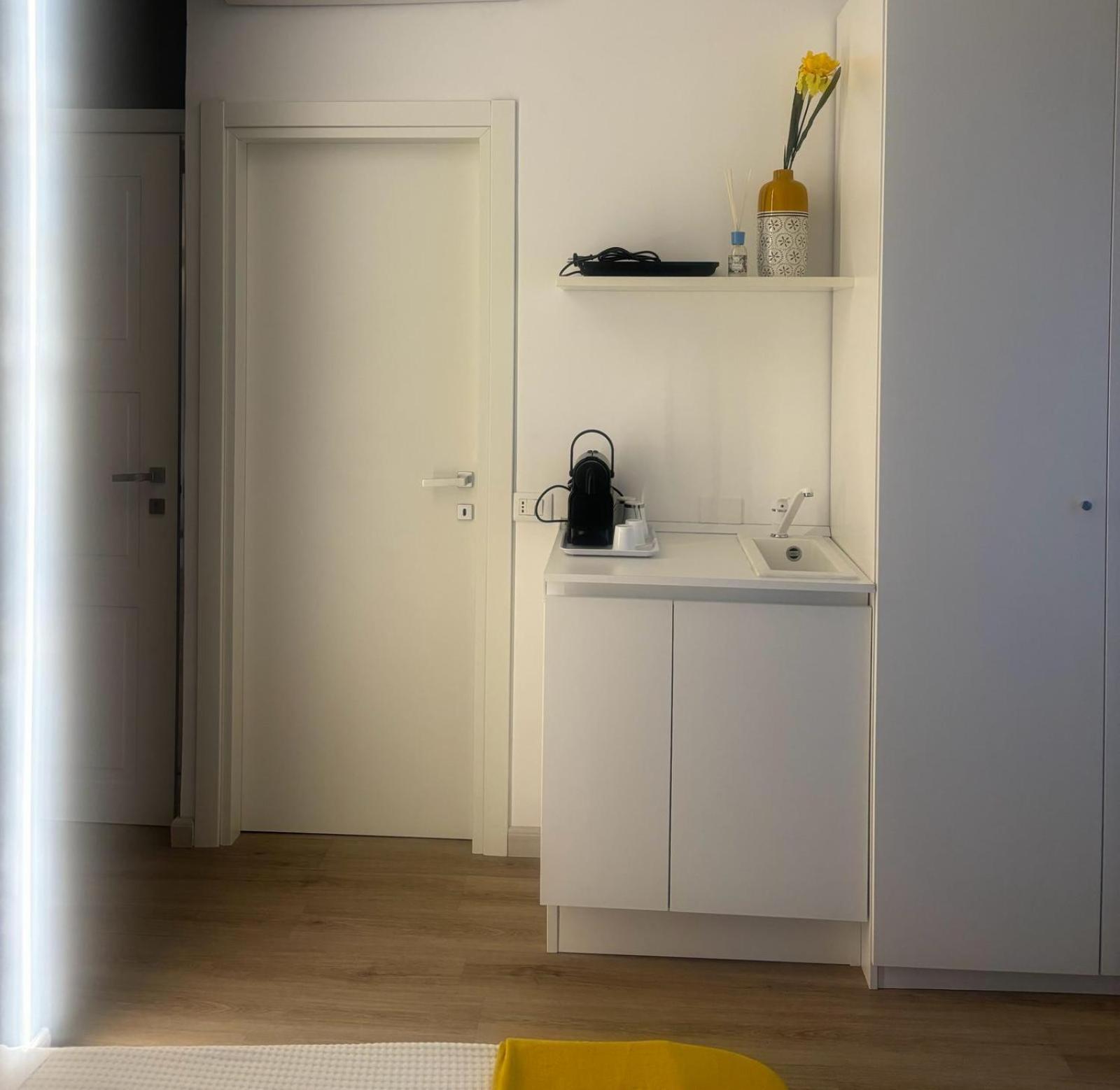 Narciso Boutique Apartment Ачиреале Екстер'єр фото